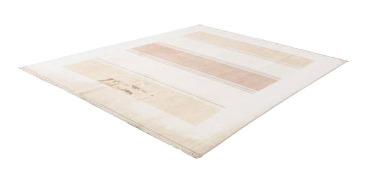 Detail image of 7' 10 x 9' 9 Hand Knotted Darya Wool Rug
