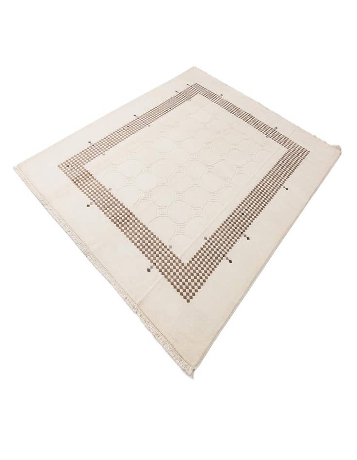 Detail image of 7' 10 x 9' 11  Hand Knotted Darya Wool Rug