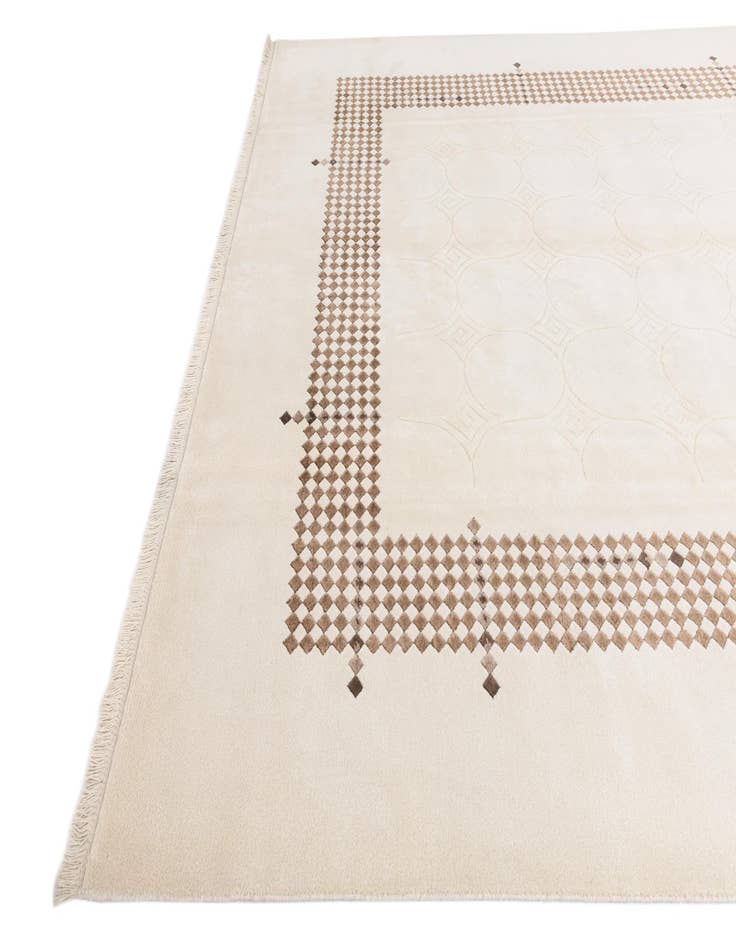 Detail image of 7' 10 x 9' 11  Hand Knotted Darya Wool Rug