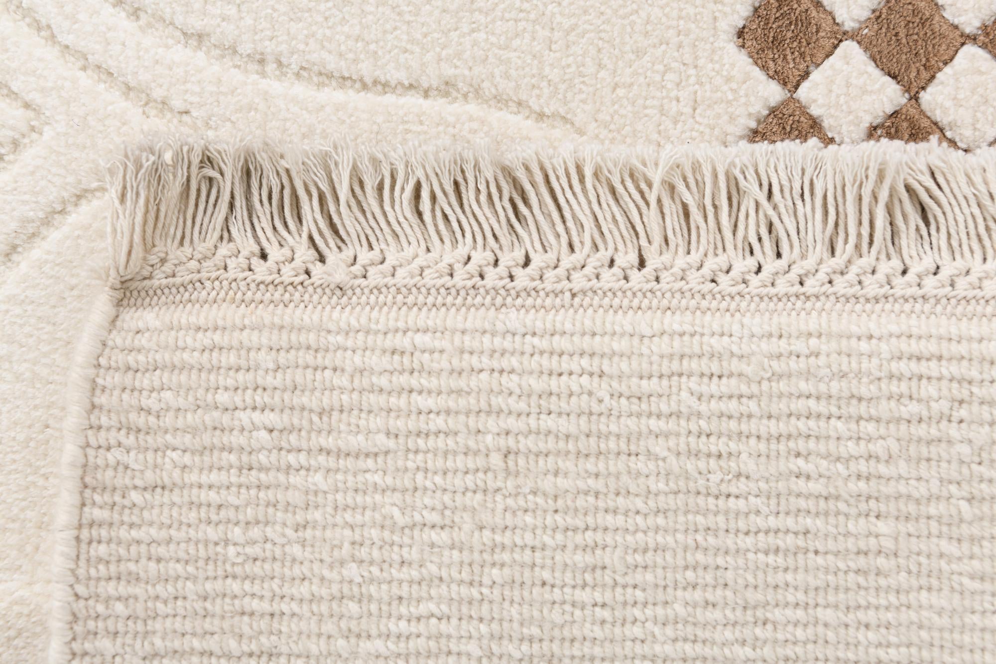 7' 10 x 9' 11 Hand Knotted Darya Wool Rug