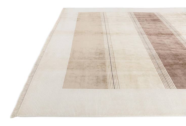 Detail image of 7' 9 x 9' 10 Hand Knotted Darya Wool Rug