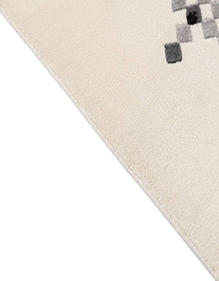 Detail image of 7' 9 x 9' 10  Hand Knotted Darya Wool Rug