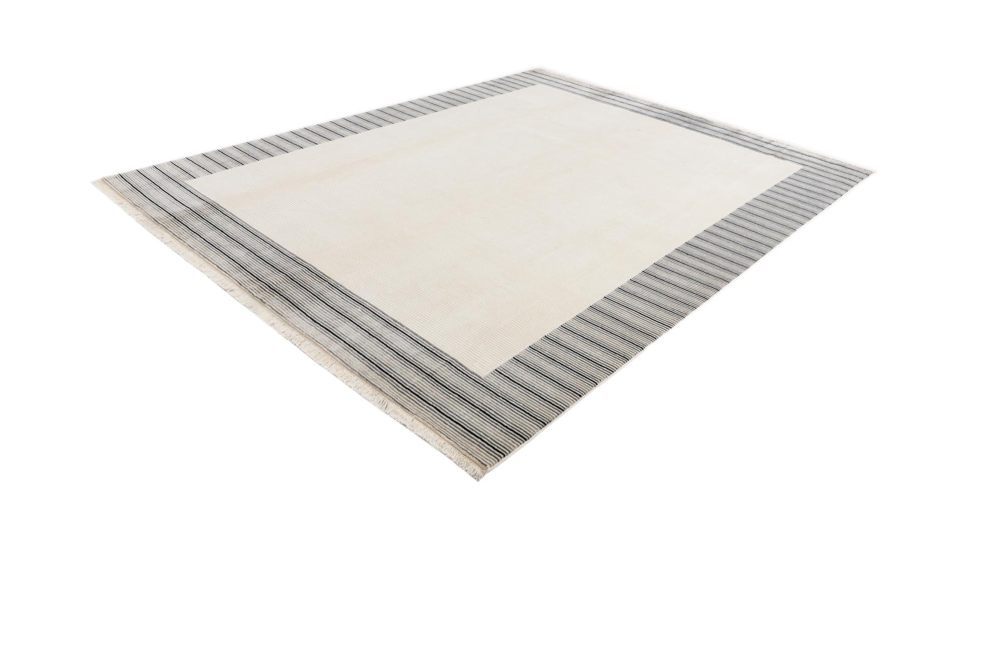 7' 10 x 9' 9 Hand Knotted Darya Wool Rug