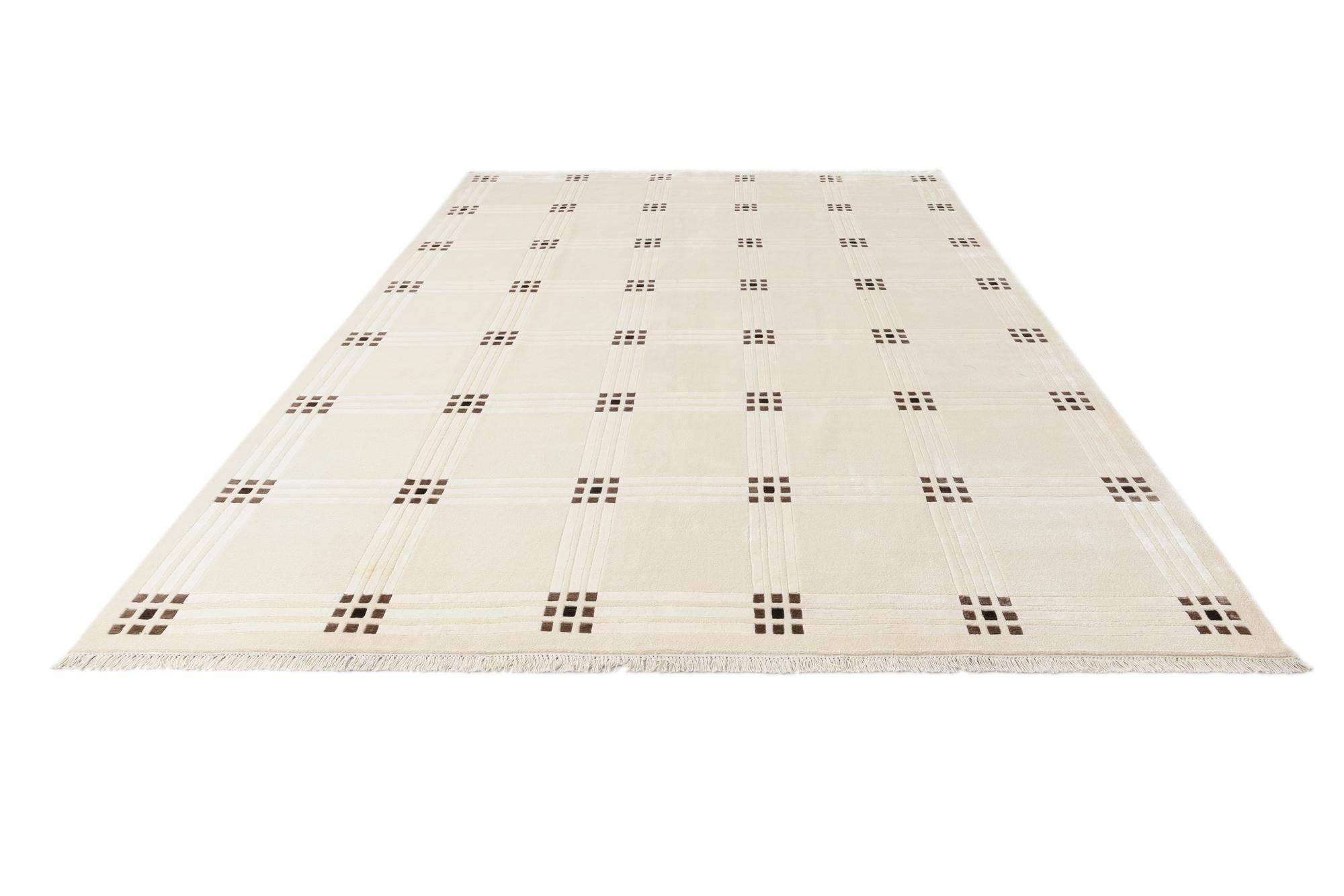 8' 1 x 11' 2 Hand Knotted Darya Wool Rug