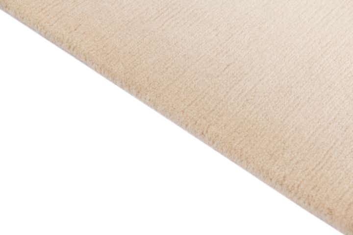 6' 11 x 9' 7 Hand Knotted Darya Wool Rug