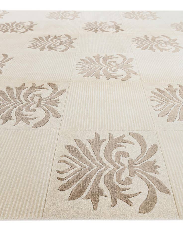 Detail image of 6' 7 x 9' 11  Hand Knotted Darya Wool Rug