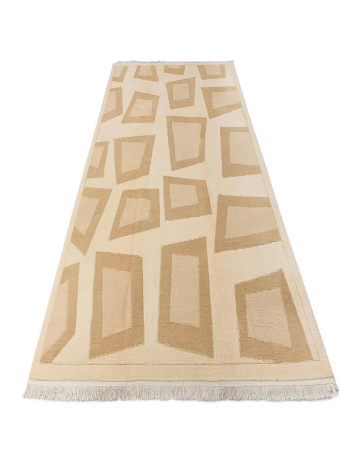 Detail image of 6' 8 x 9' 11 Hand Knotted Darya Wool Rug