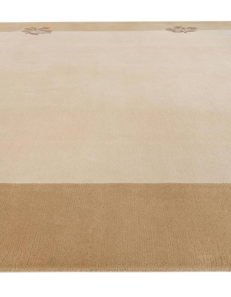 Detail image of 6' 6 x 10'  Hand Knotted Darya Wool Rug