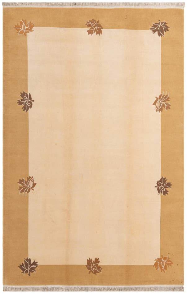 Detail image of 6' 6 x 10' Hand Knotted Darya Wool Rug
