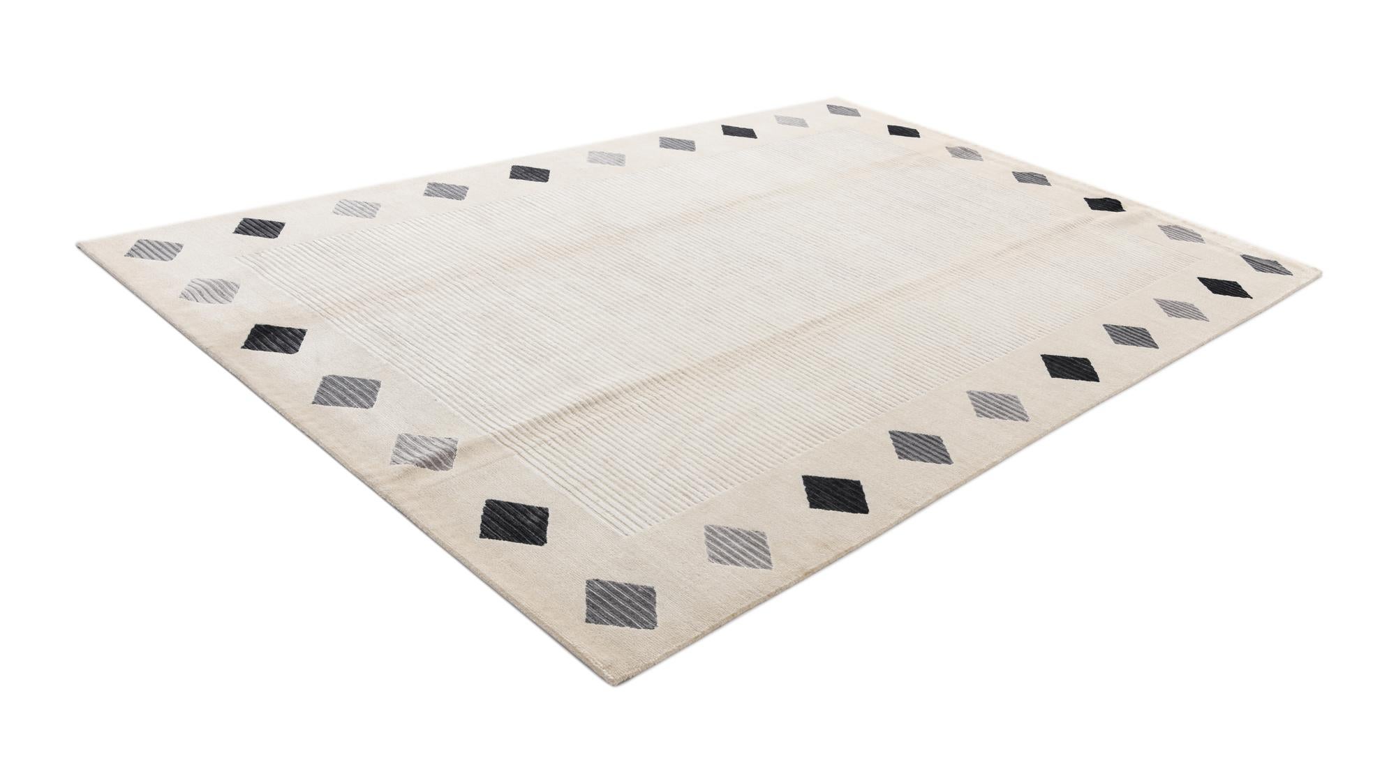 6' 8 x 10' Hand Knotted Darya Wool Rug