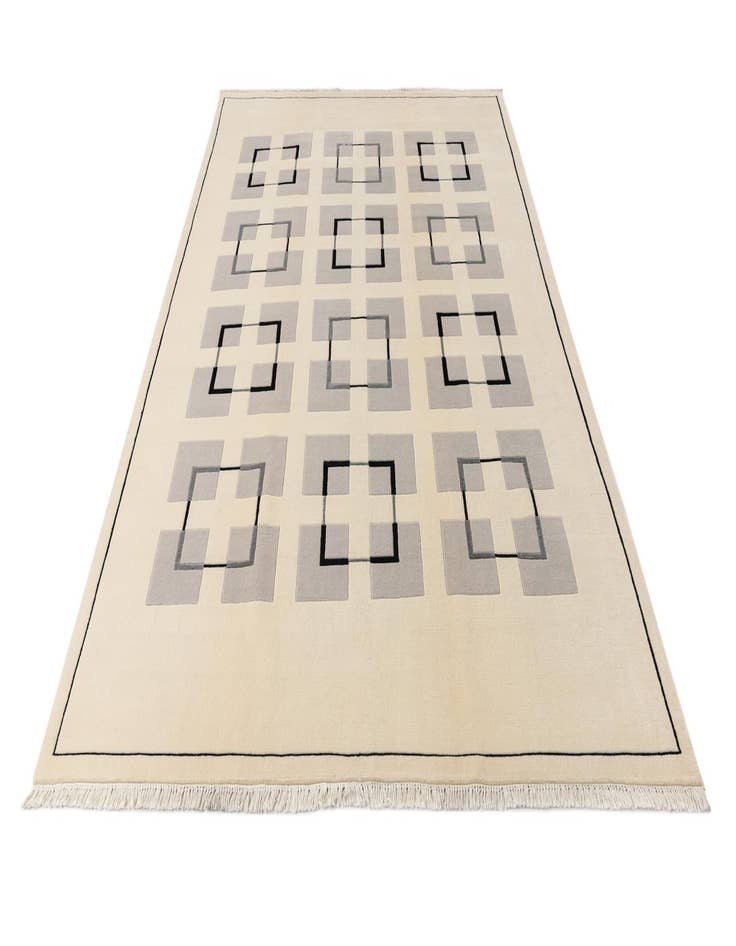 Detail image of 6' 9 x 9' 5  Hand Knotted Darya Wool Rug