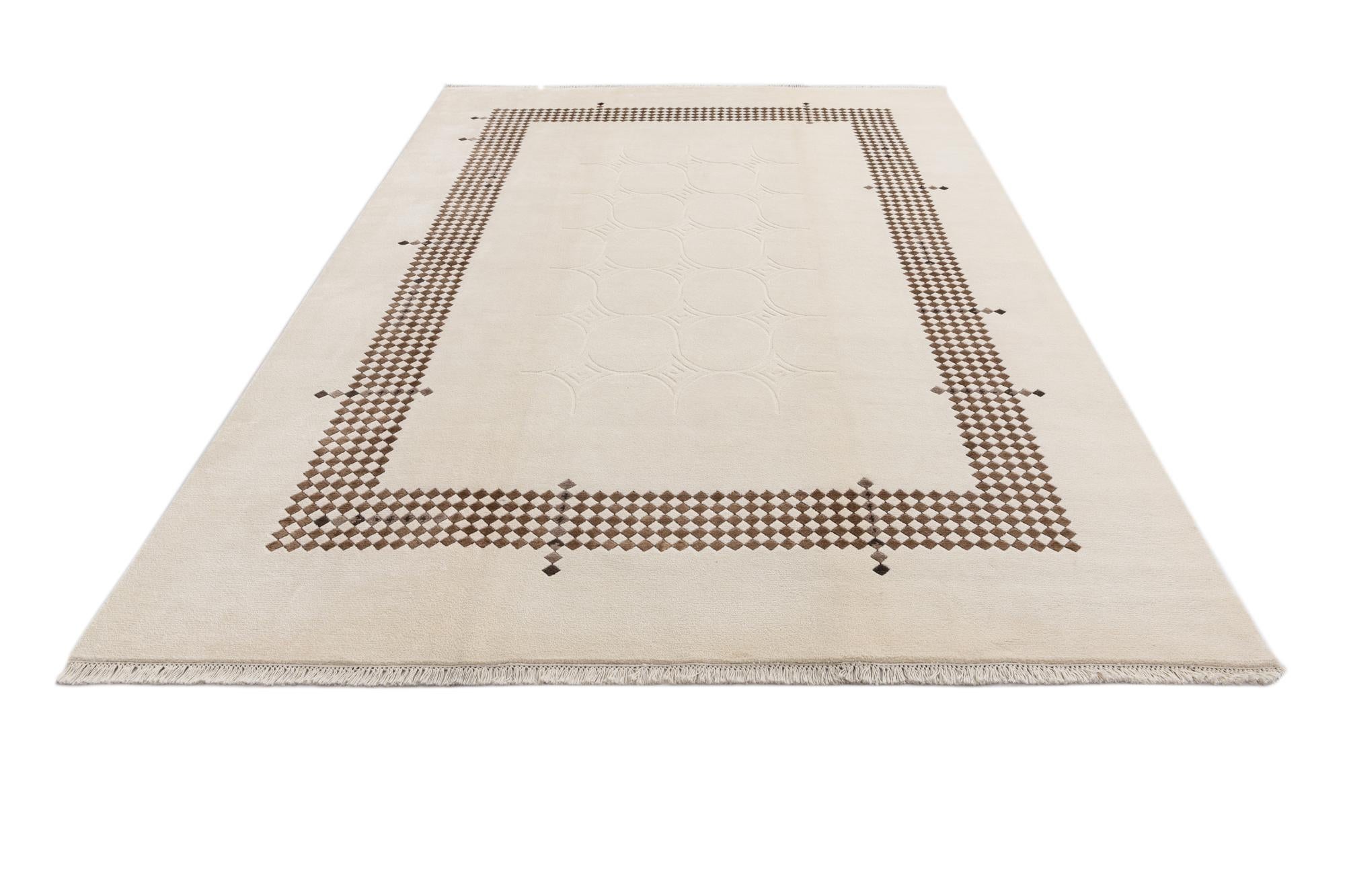 6' 11 x 10' Hand Knotted Darya Wool Rug
