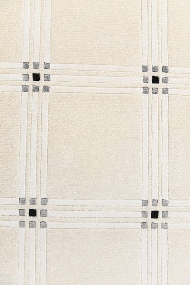 Detail image of 6' 7 x 9' 9 Hand Knotted Darya Wool Rug