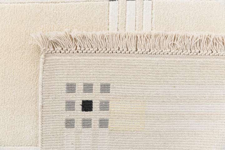 6' 7 x 9' 9 Hand Knotted Darya Wool Rug