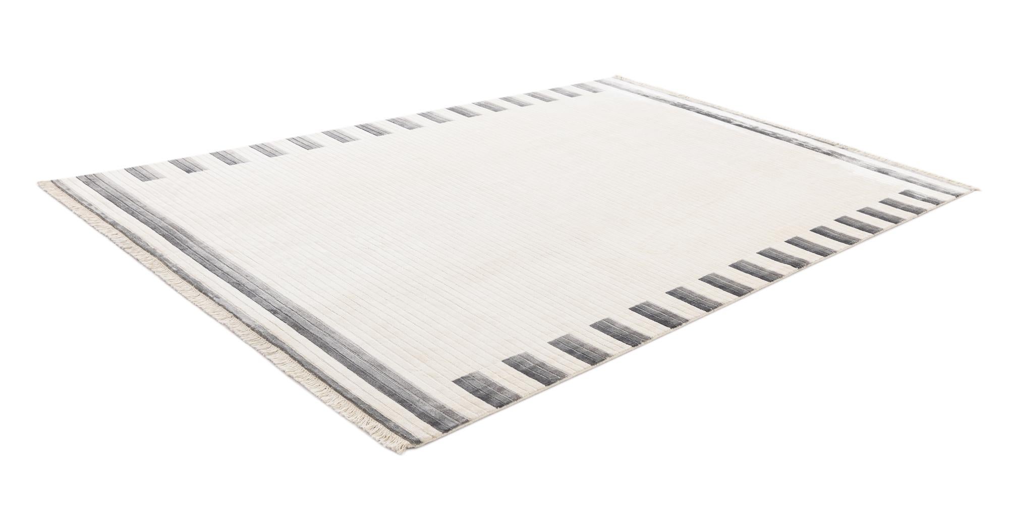 6' 6 x 9' 9 Hand Knotted Darya Wool Rug