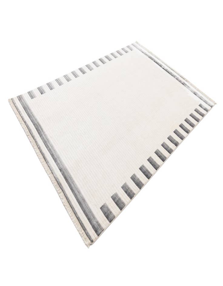 Detail image of 6' 6 x 9' 9  Hand Knotted Darya Wool Rug