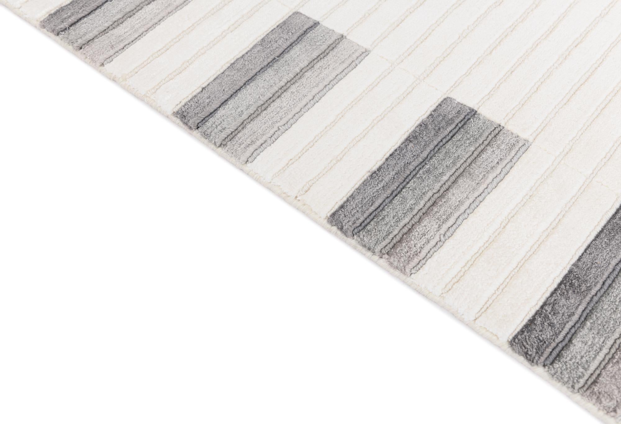6' 6 x 9' 9 Hand Knotted Darya Wool Rug