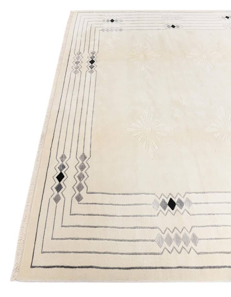 Detail image of 6' 10 x 9' 7  Hand Knotted Darya Wool Rug