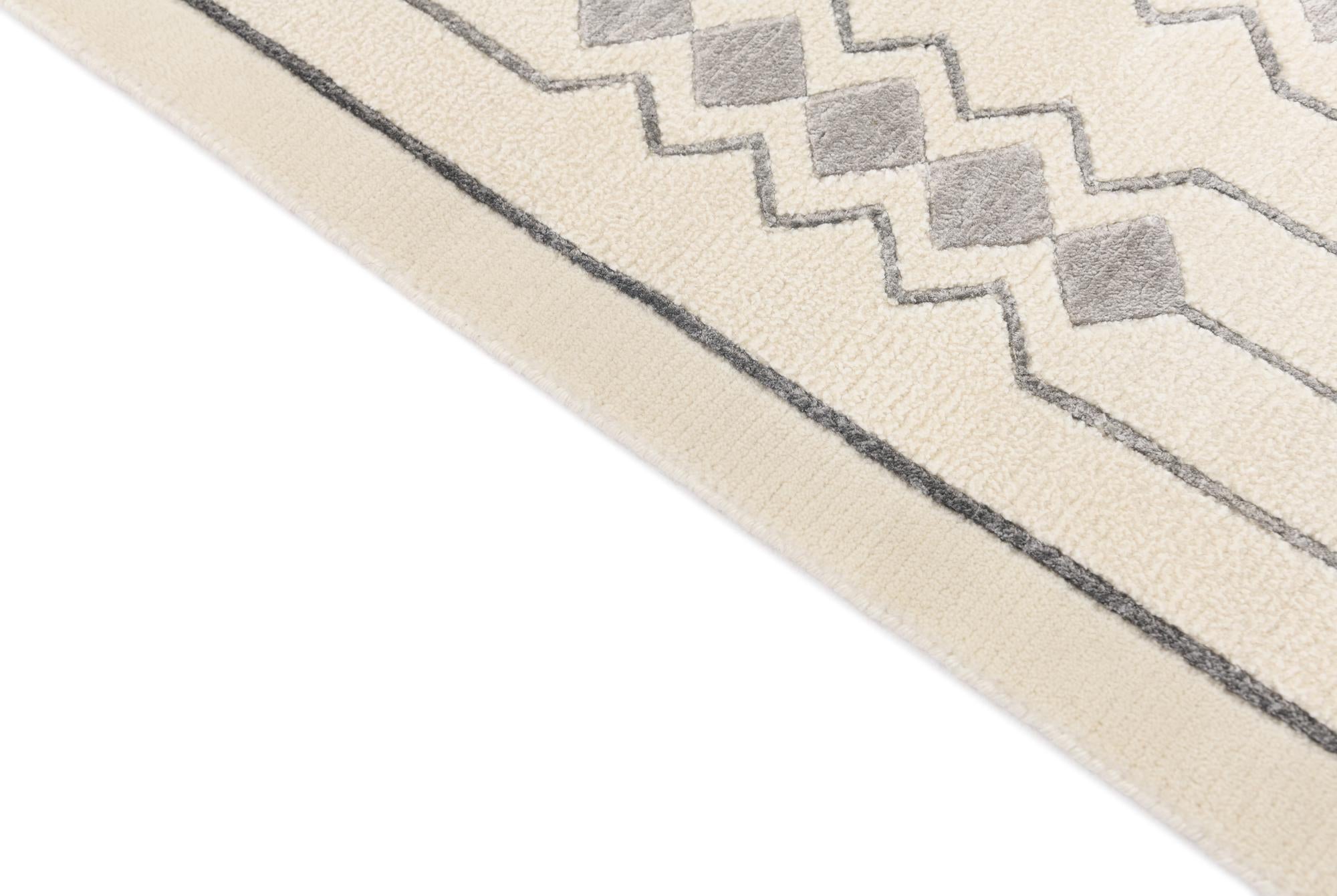 6' 10 x 9' 7 Hand Knotted Darya Wool Rug