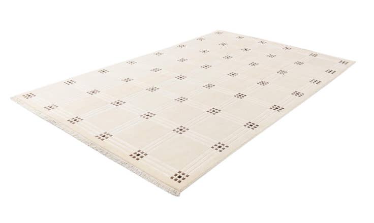 Detail image of 6' 7 x 9' 11 Hand Knotted Darya Wool Rug