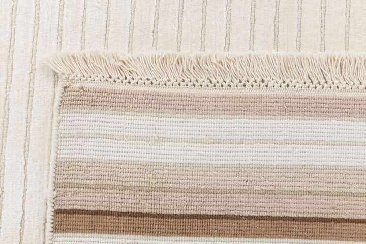 6' 6 x 9' 9 Hand Knotted Darya Wool Rug