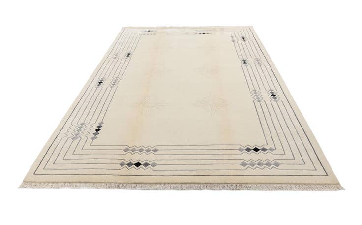 Detail image of 6' 8 x 10' Hand Knotted Darya Wool Rug