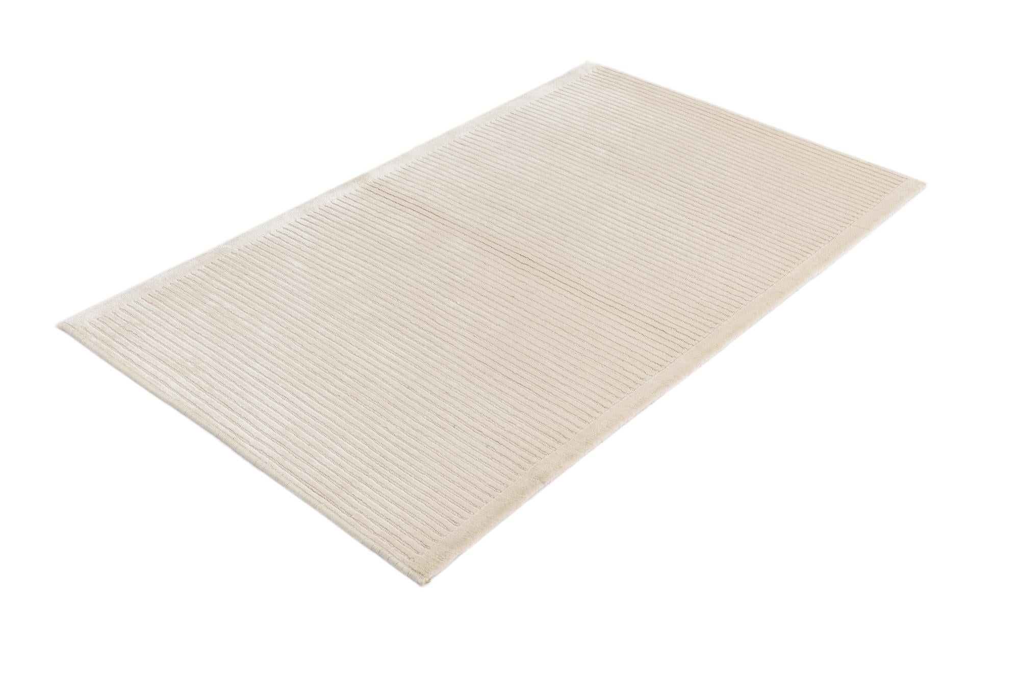 2' 8 x 4' 7 Hand Knotted Darya Wool Rug