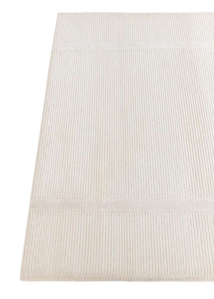 2' 8 x 4' 9 Hand Knotted Darya Wool Rug