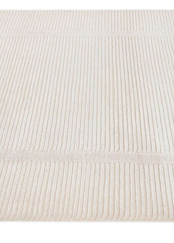 2' 8 x 4' 9 Hand Knotted Darya Wool Rug