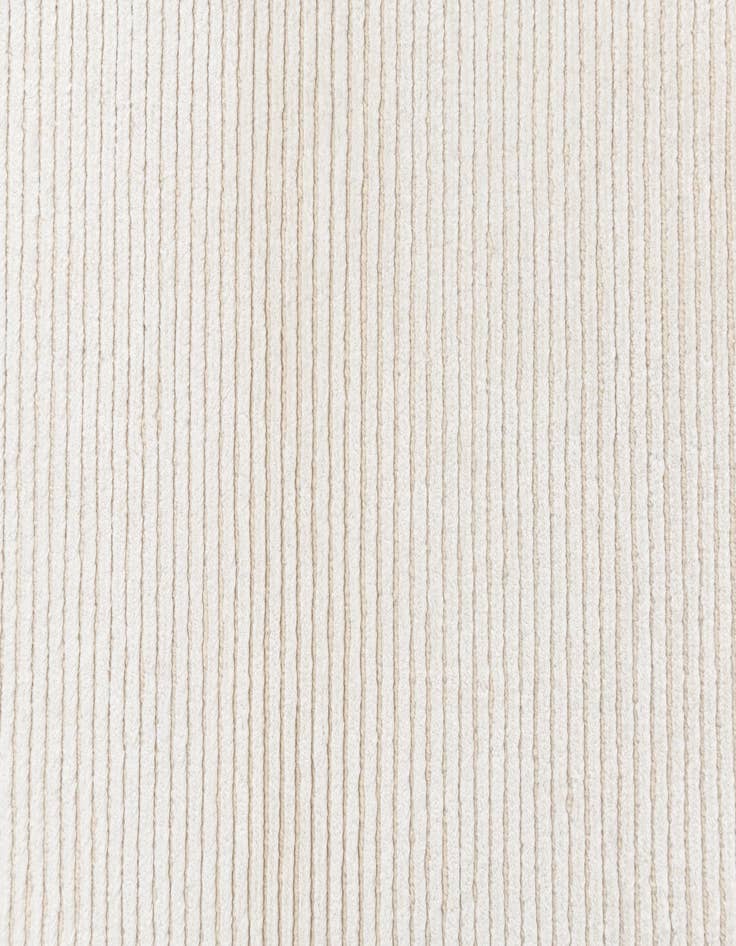 Detail image of 2' 8 x 4' 9 Hand Knotted Darya Wool Rug