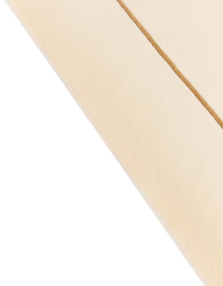 Detail image of 6' 8 x 10'  Hand Knotted Darya Wool Rug