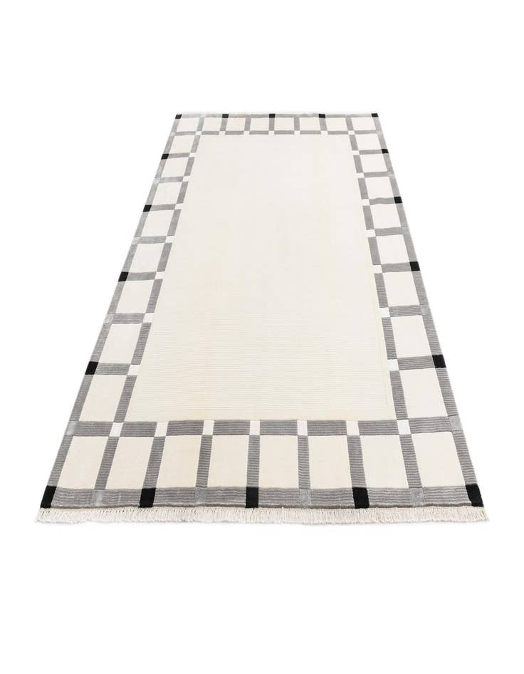 Detail image of 6' 11 x 9' 9  Hand Knotted Darya Wool Rug