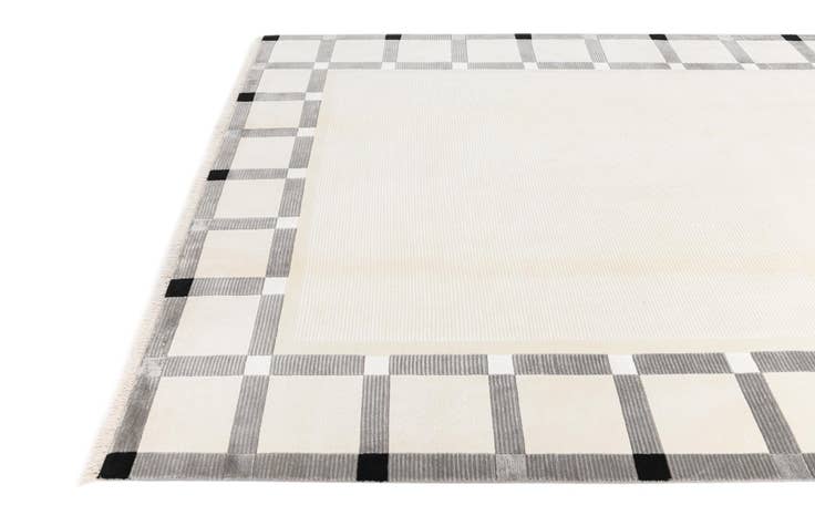 Detail image of 6' 11 x 9' 9 Hand Knotted Darya Wool Rug