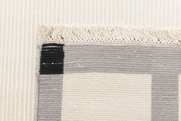 6' 11 x 9' 9 Hand Knotted Darya Wool Rug