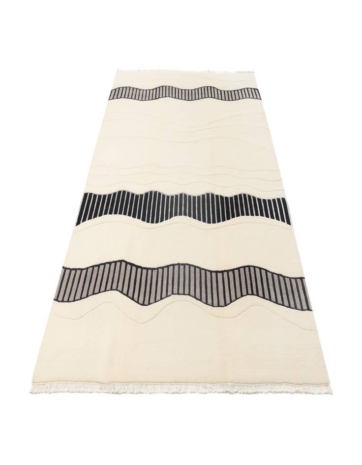 Detail image of 6' 7 x 9' 5  Hand Knotted Darya Wool Rug