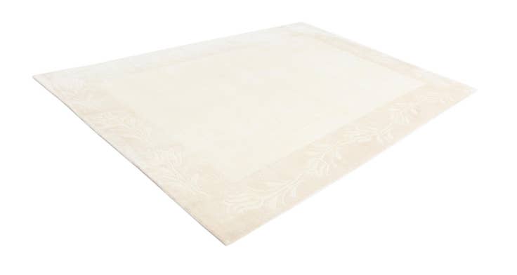 Detail image of 6' 7 x 9' 9 Hand Knotted Darya Wool Rug