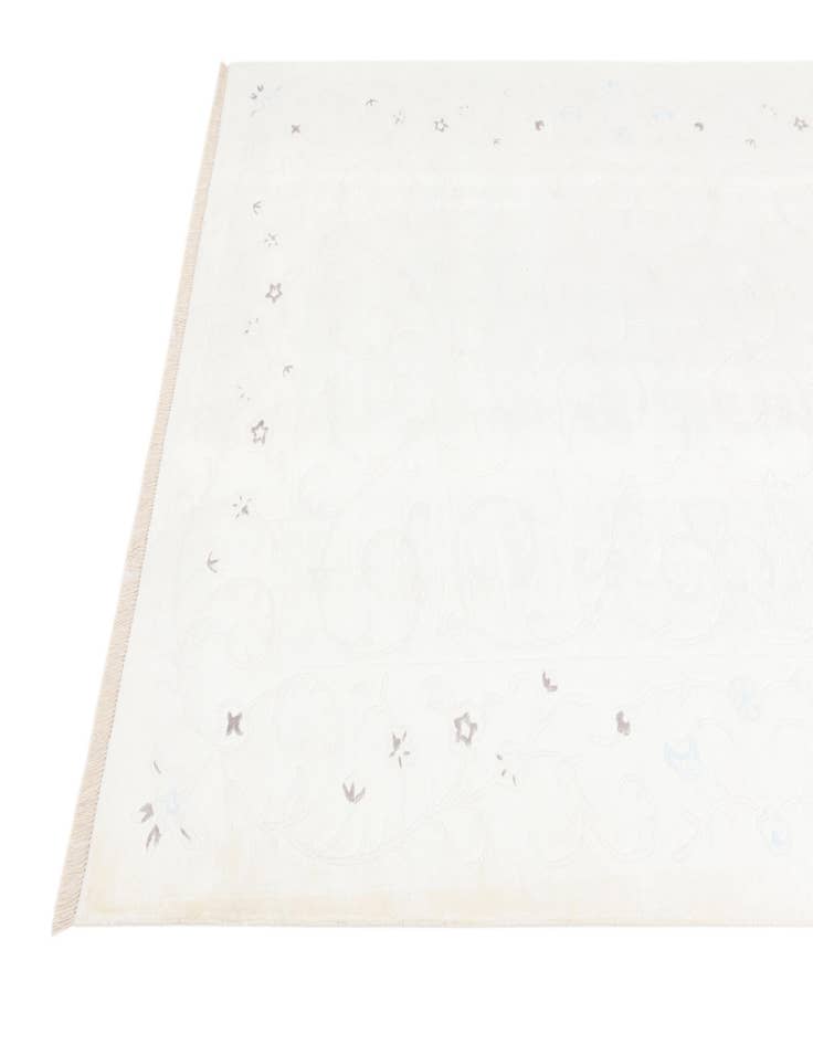 Detail image of 6' 7 x 9' 9  Hand Knotted Darya Wool Rug