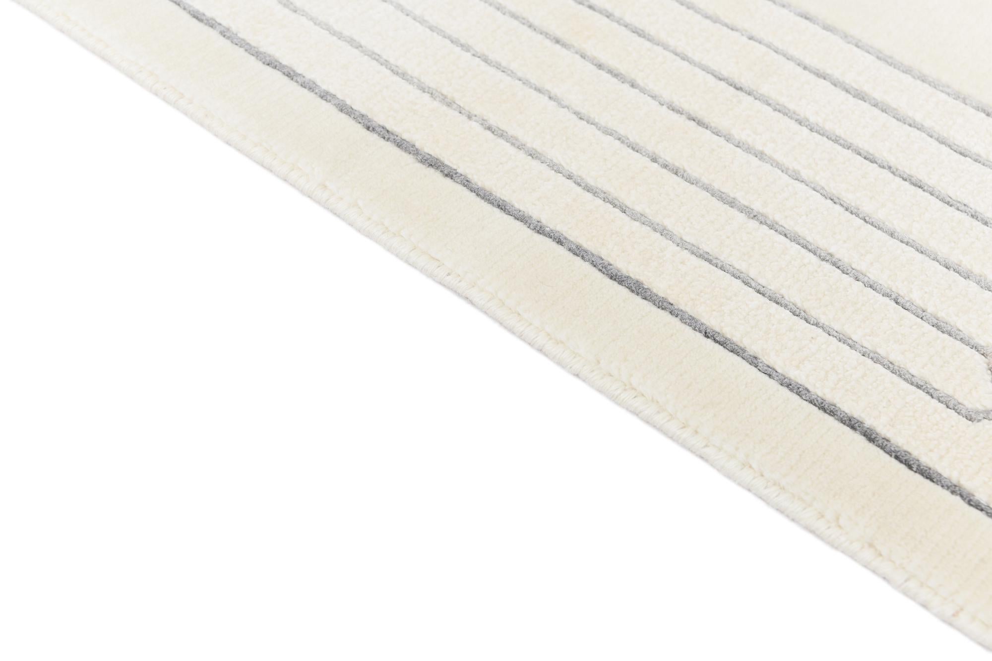 4' 7 x 6' 7 Hand Knotted Darya Wool Rug