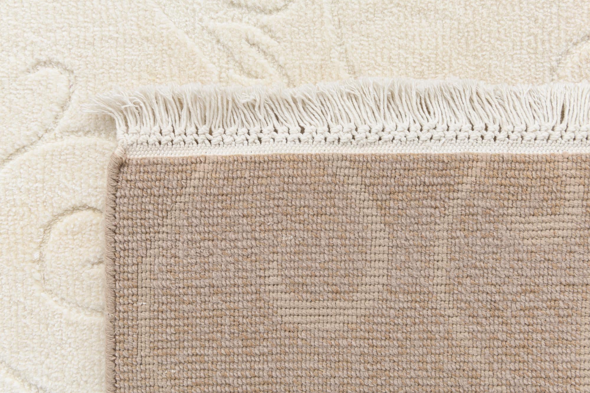4' 7 x 6' 8 Hand Knotted Darya Wool Rug