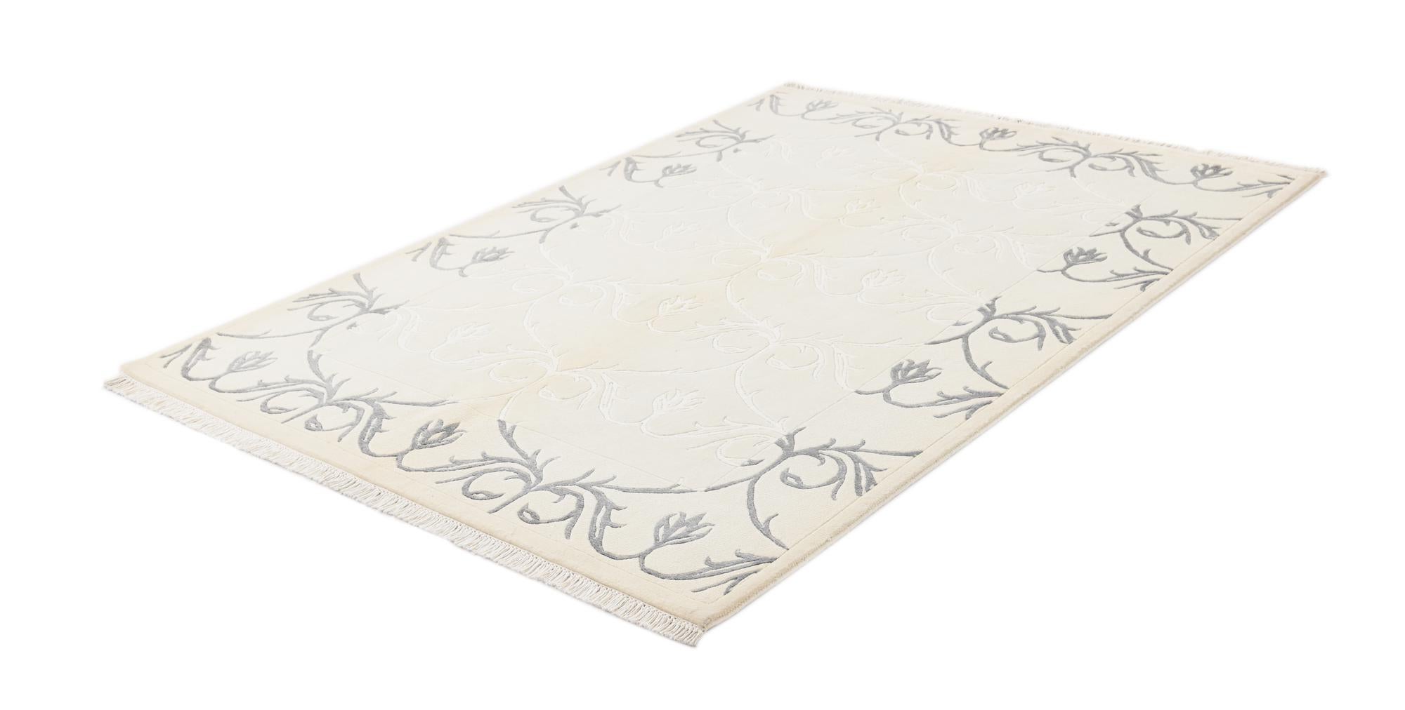 4' 11 x 6' 9 Hand Knotted Darya Wool Rug