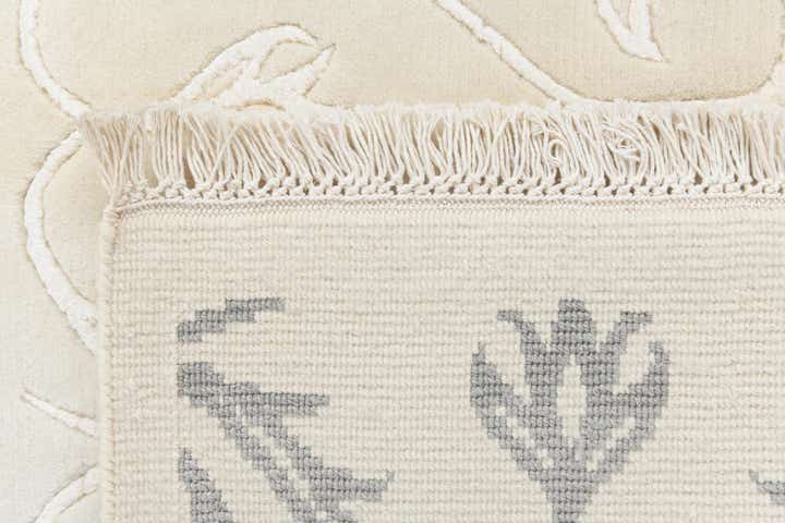 4' 11 x 6' 9 Hand Knotted Darya Wool Rug