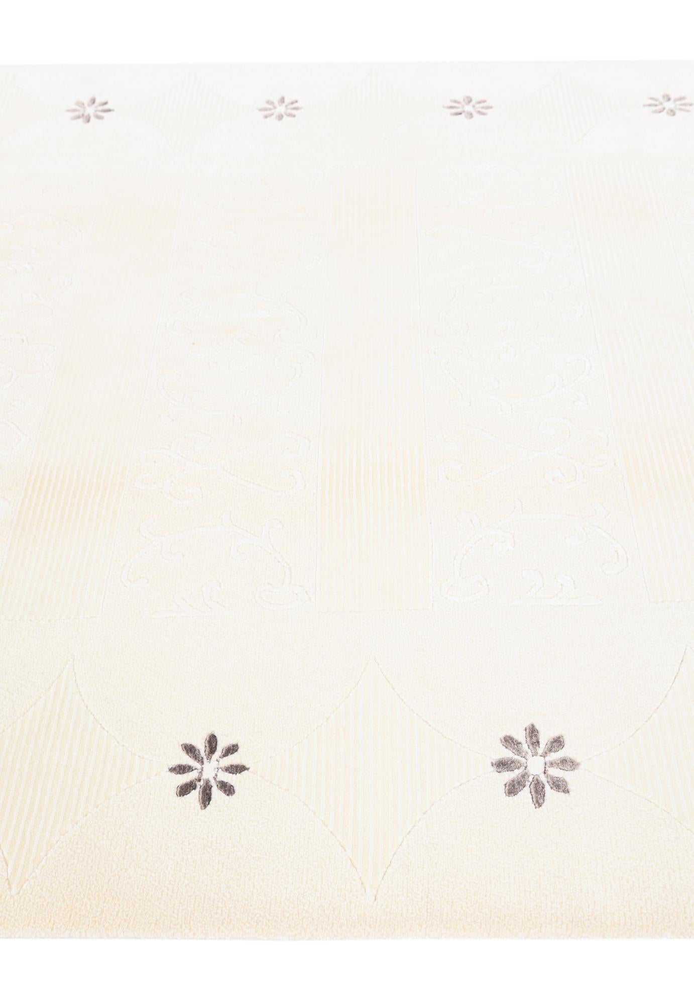 5' 7 x 8' Hand Knotted Darya Wool Rug