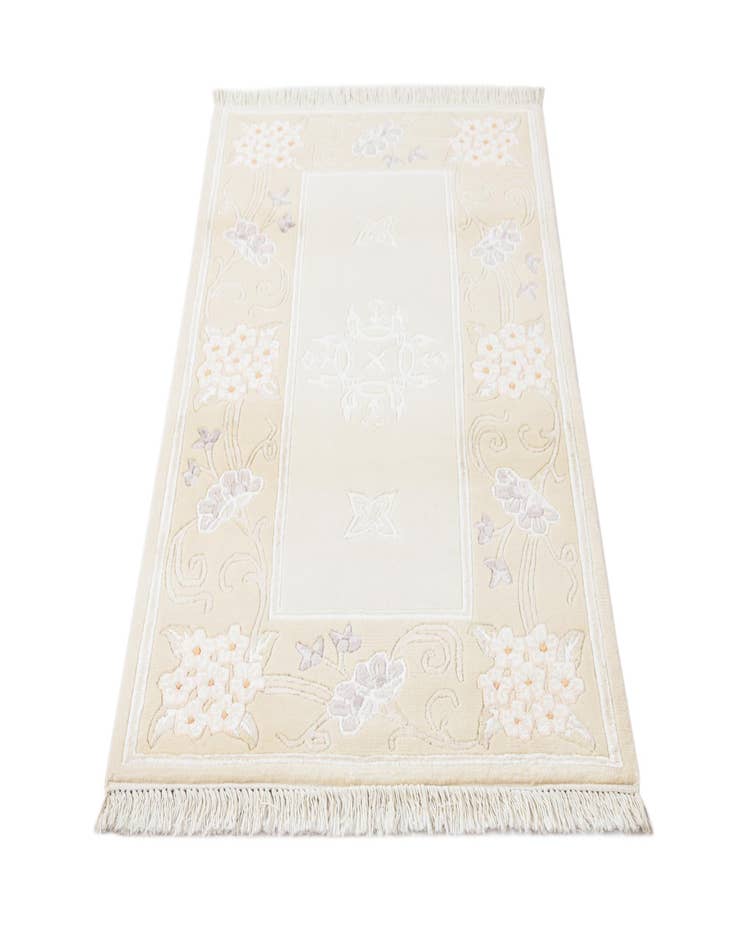 Detail image of 2' 8 x 4' 5  Hand Knotted Darya Wool Rug