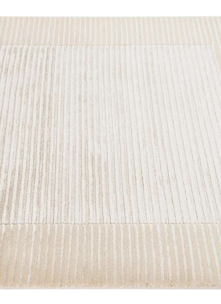 2' 7 x 5' Hand Knotted Darya Wool Rug