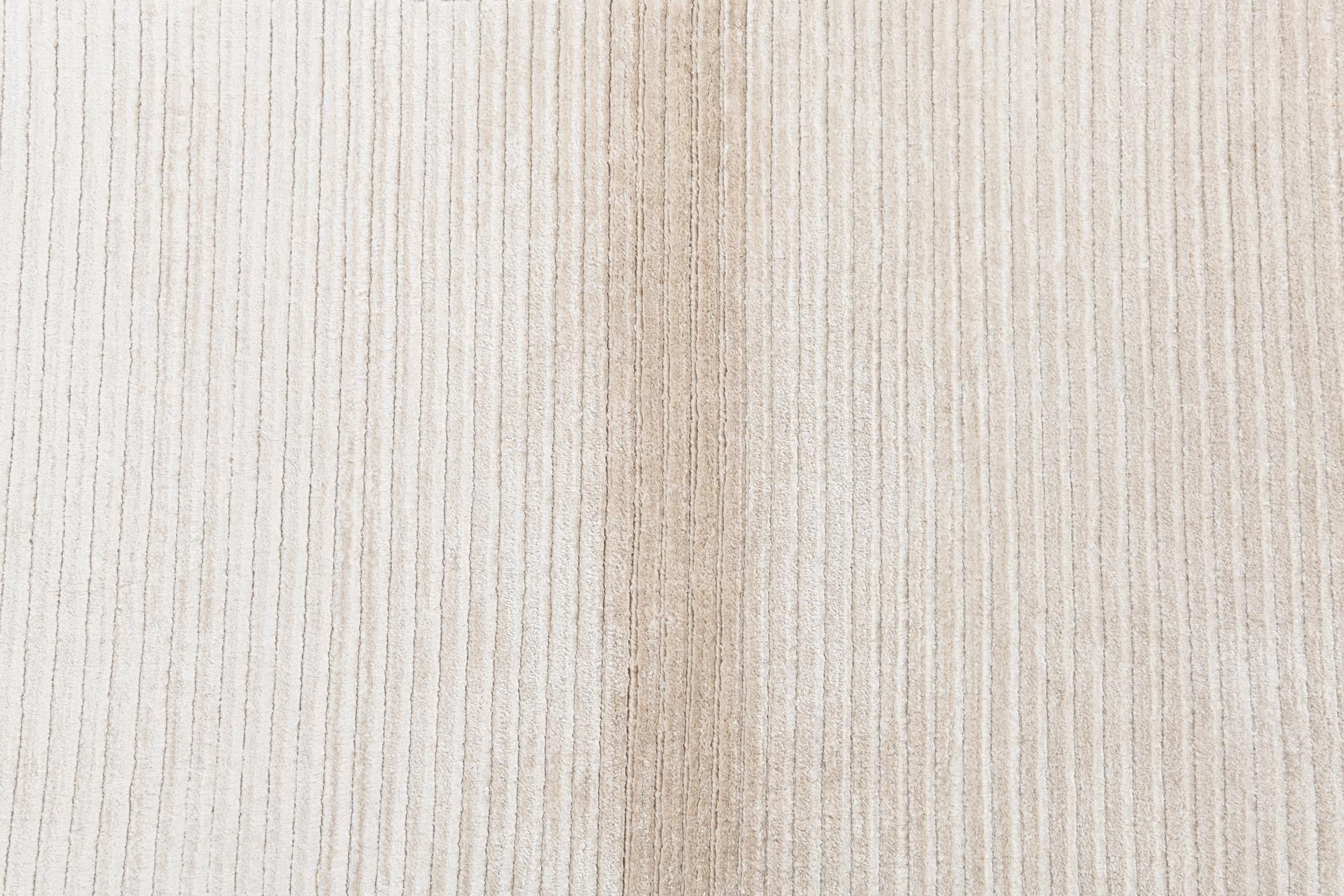 2' 7 x 5' Hand Knotted Darya Wool Rug