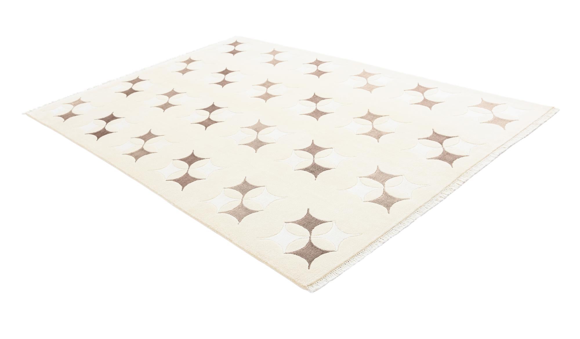 5' 6 x 7' 10 Hand Knotted Darya Wool Rug