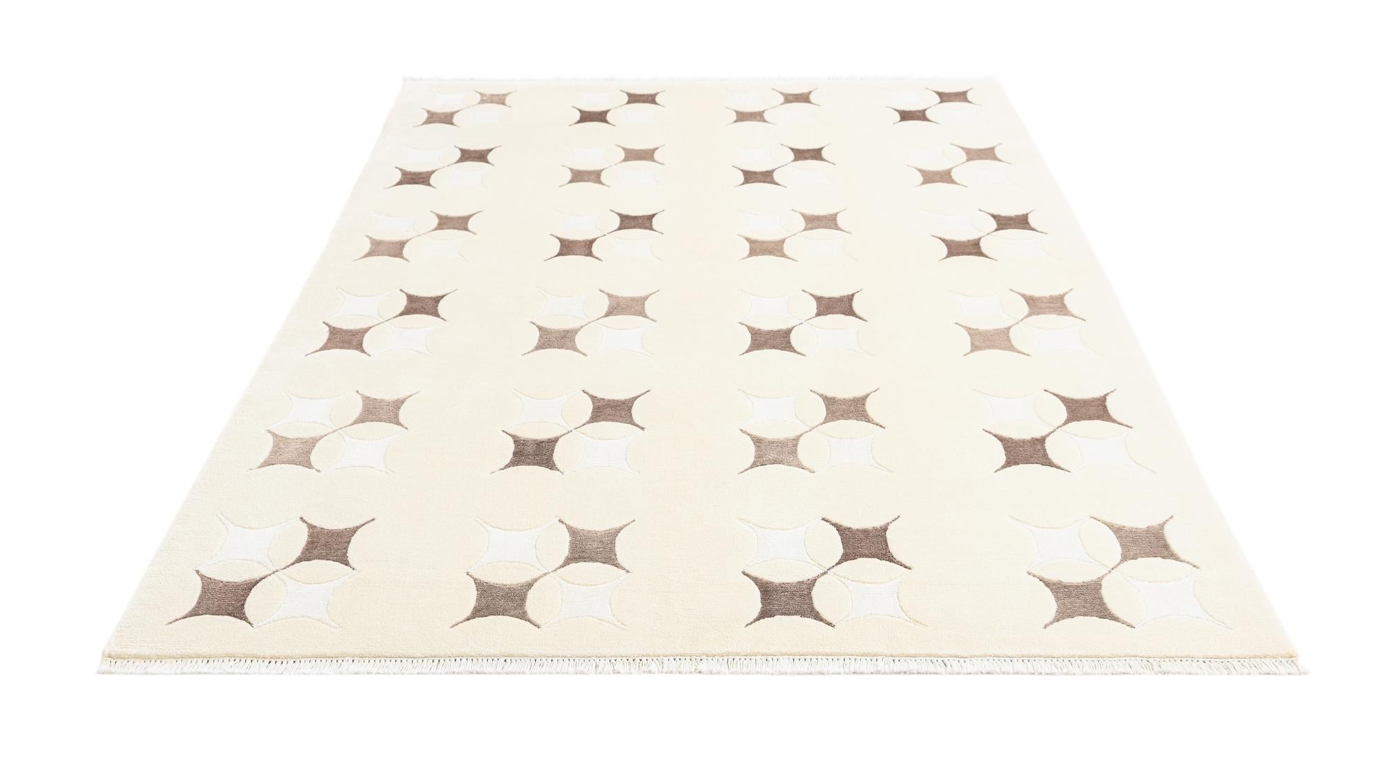 5' 6 x 7' 10 Hand Knotted Darya Wool Rug