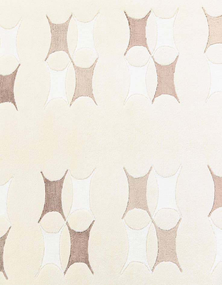 Detail image of 5' 6 x 7' 10  Hand Knotted Darya Wool Rug