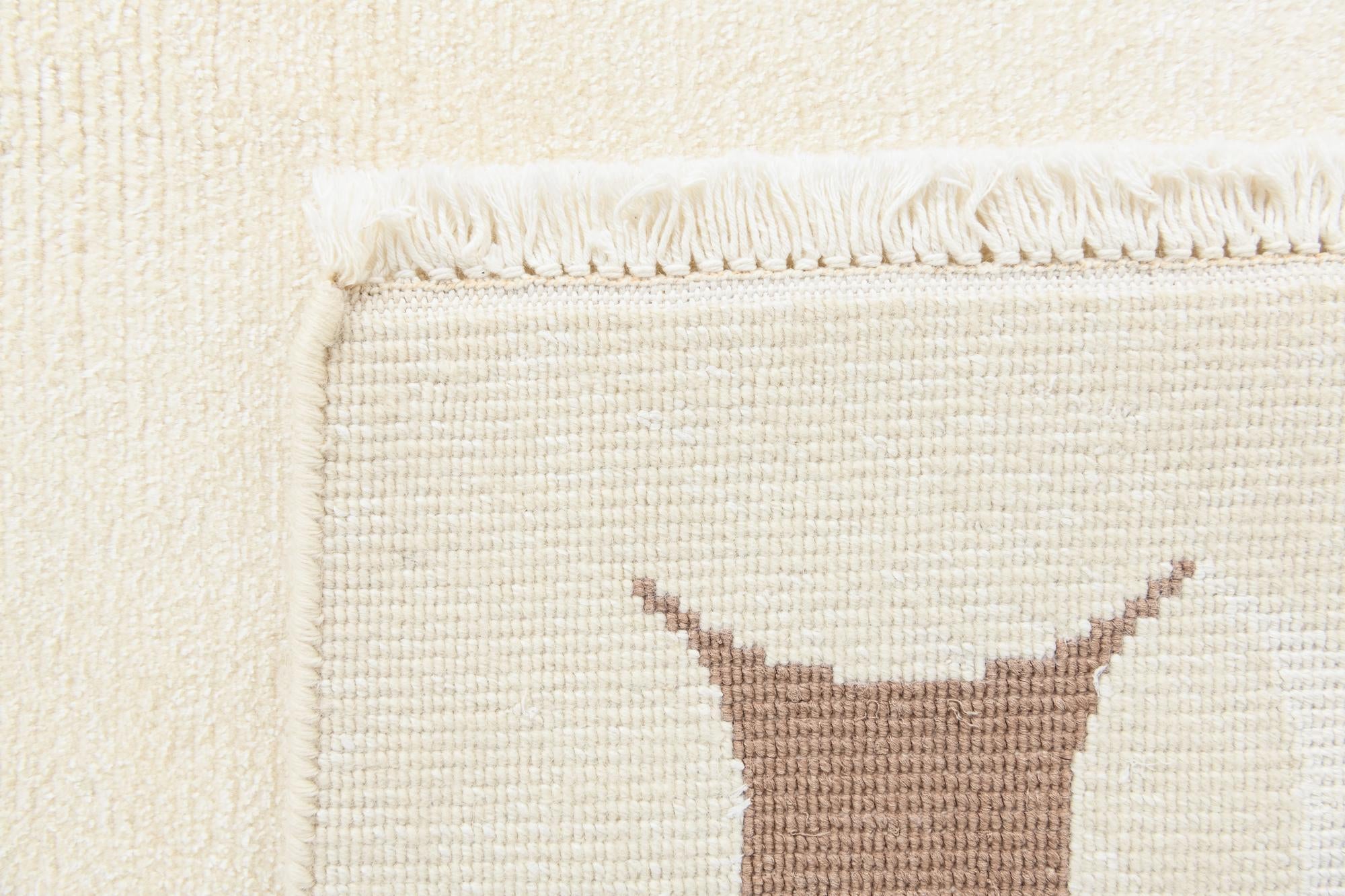 5' 6 x 7' 10 Hand Knotted Darya Wool Rug