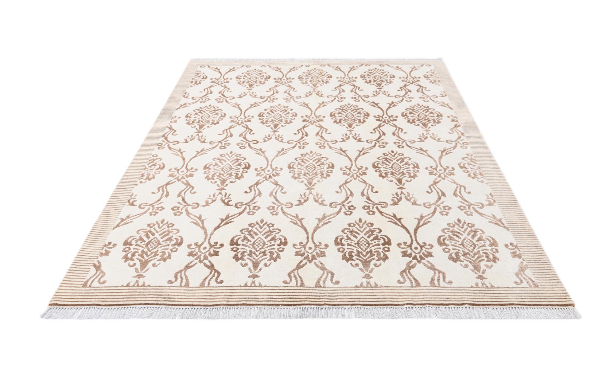 5' 8 x 8' Hand Knotted Darya Wool Rug